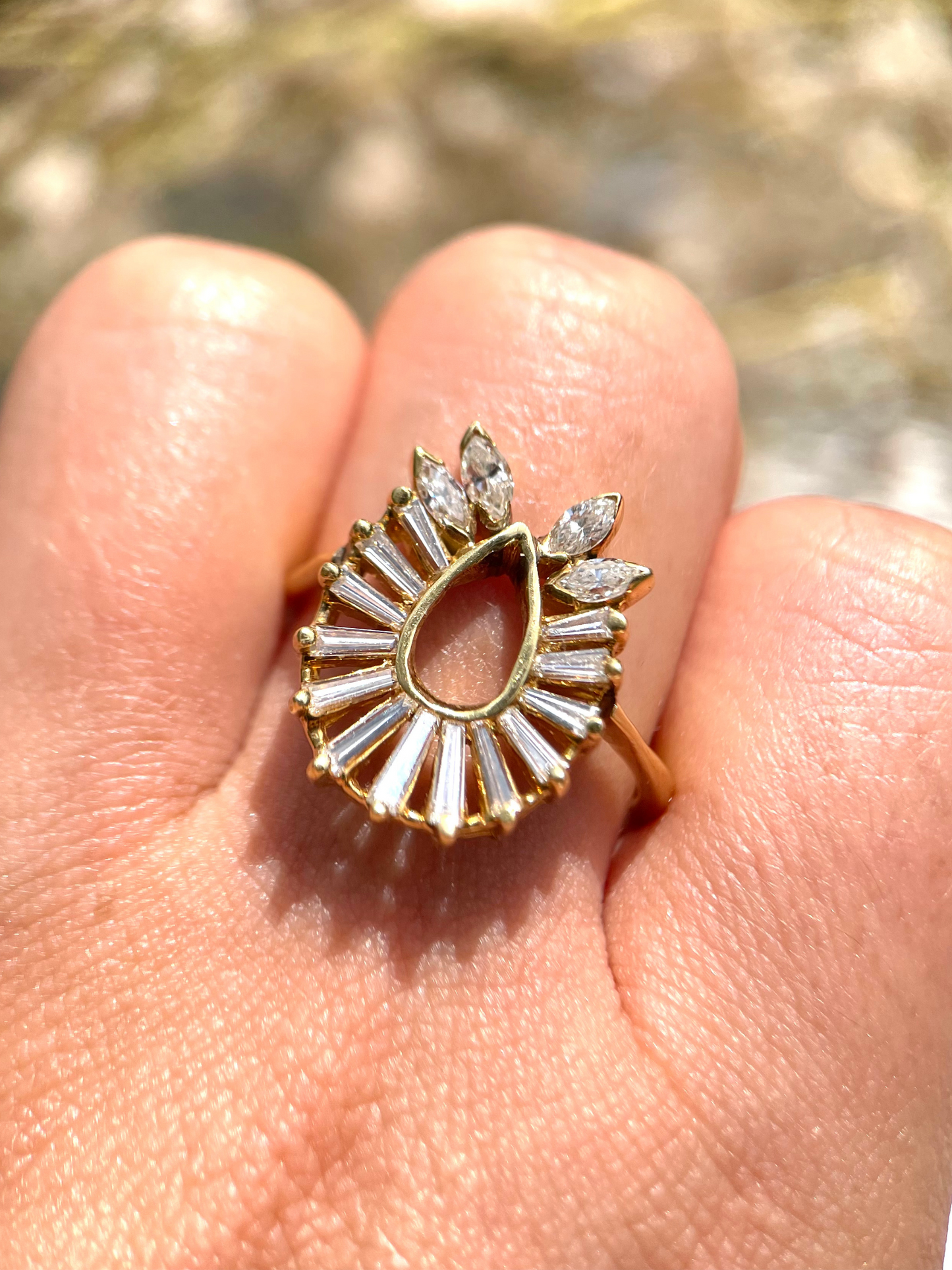 14K Gold Fan Accent Ring Setting – 13 Baguette & 4 Marquise Diamond Horseshoe Frame - Size 9