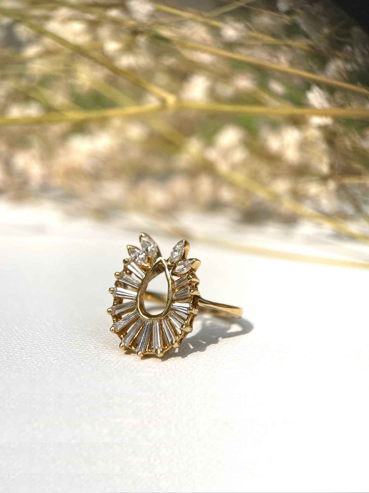 14K Gold Fan Accent Ring Setting – 13 Baguette & 4 Marquise Diamond Horseshoe Frame - Size 9